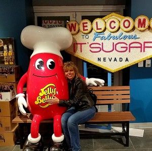 Meet your Posher, Janel